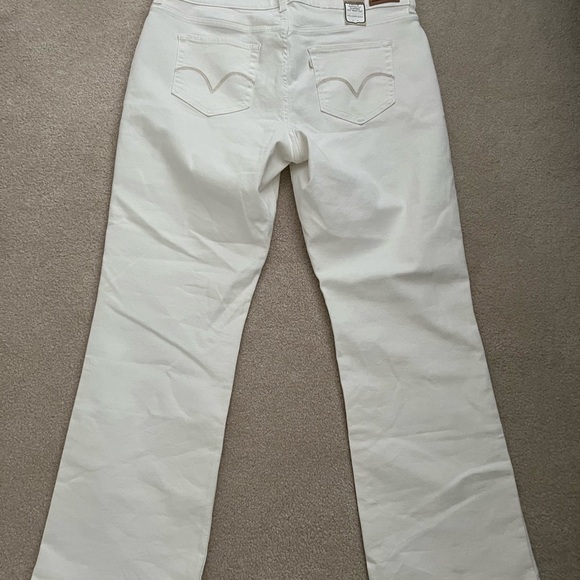 Levi's Denim - Levi’s Perfectly Shaping 512 Boot Cut White Jeans Women's 20W Medium